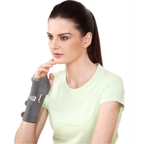 TYNOR E-01 Attelle de poignet elastique droite M