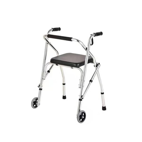 Déambulateur a deux roues avec assise